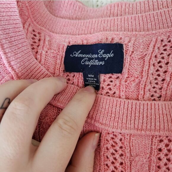 American Eagle 3/4 sleeve sweater bundle w/ tanks - Picture 9 of 9